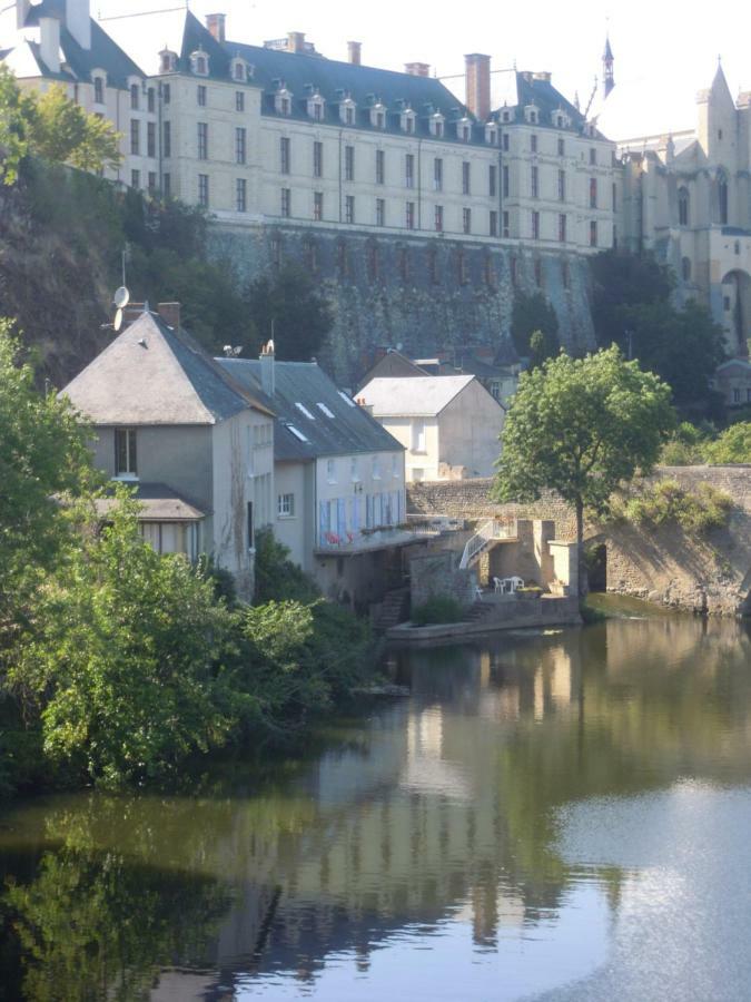 مبيت وإفطار ثوارس Moulin De L'Abbesse المظهر الخارجي الصورة